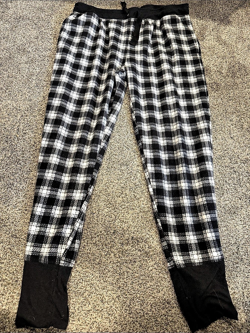 Jaclyn Smith Plaid Pajama pants Size XL